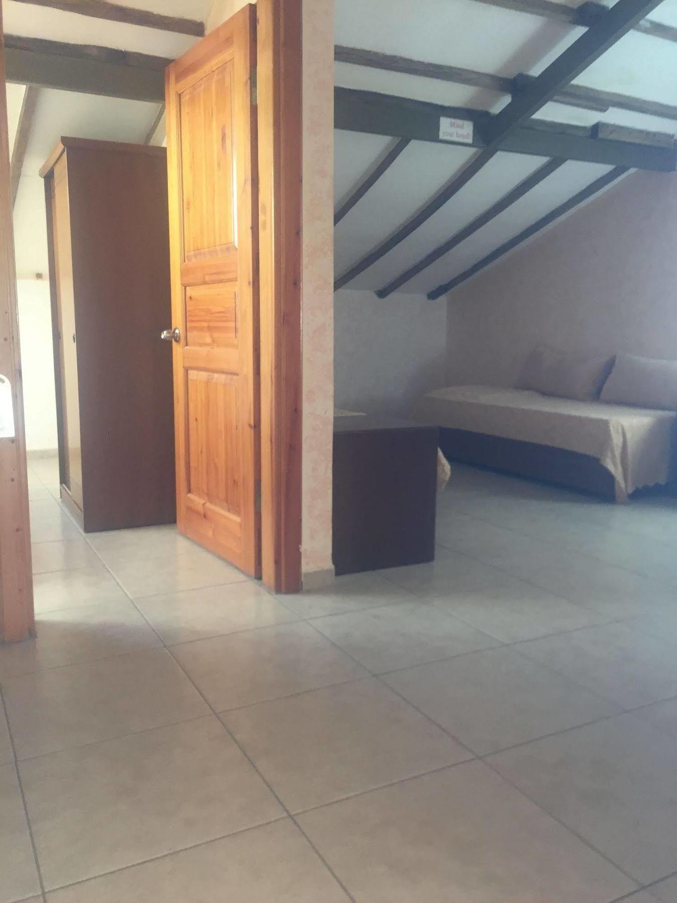 אולודניץ Cypriot Hotel מראה חיצוני תמונה